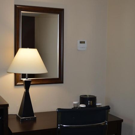 Quality Inn O'Hare Airport Schiller Park Zewnętrze zdjęcie